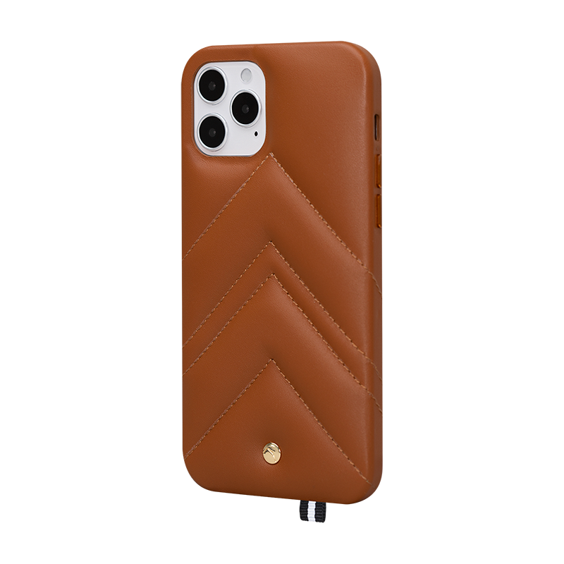 Coque pour iPhone 12 / 12 Pro Louvre en Cuir matelassé Cognac Artefakt